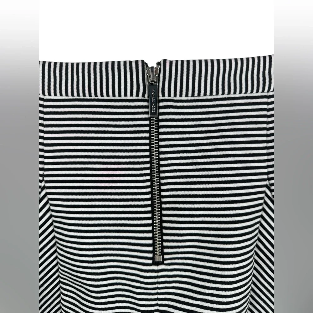 Michael Michael Kors Striped Skater Skirt Black White Size‎ 4 Stretch Flare